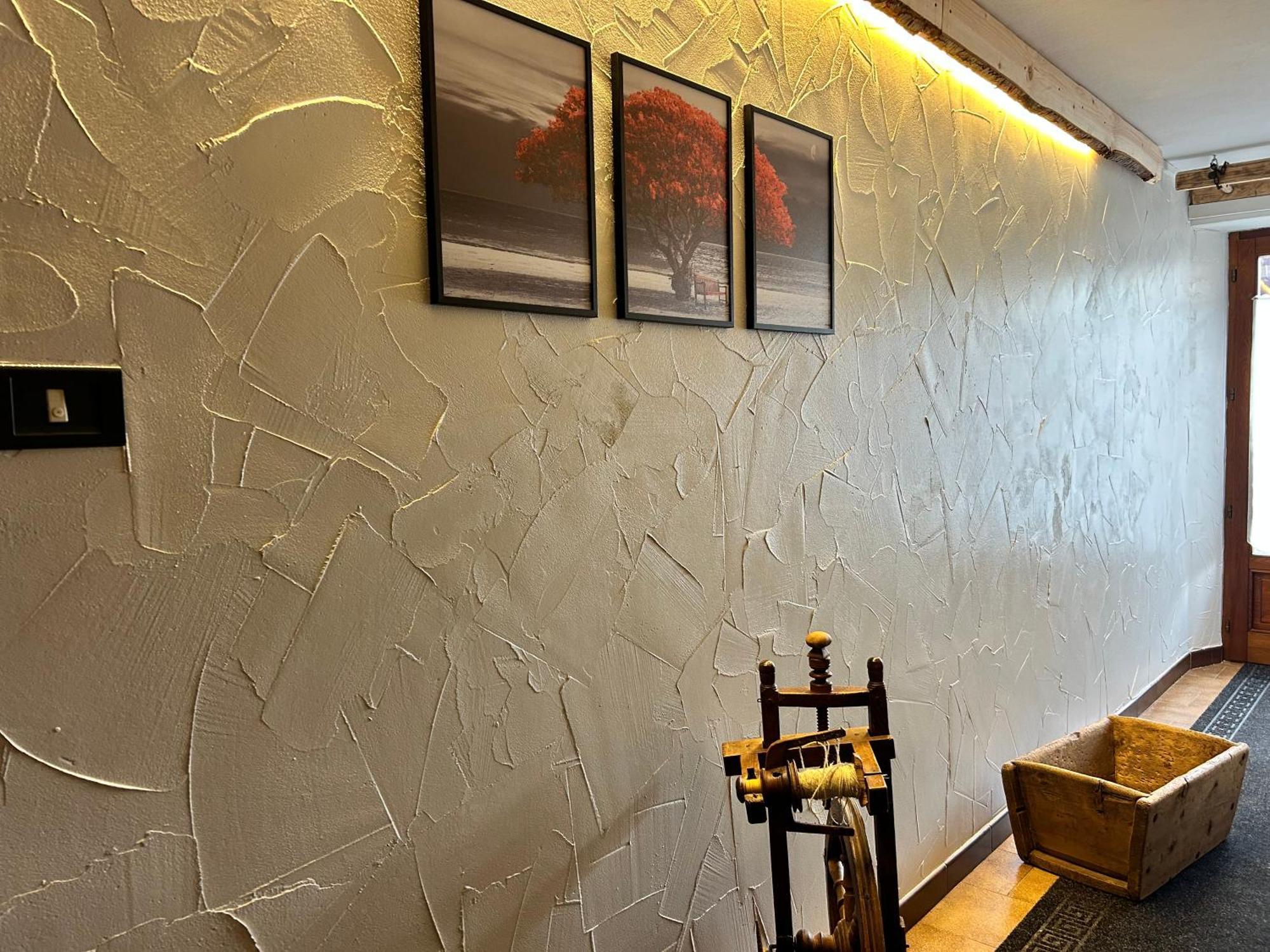 Maison Rongier Nel Centro Di กอนเญ ภายนอก รูปภาพ